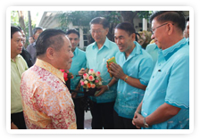 ภาพอวยพรปีใหม่ ๒๕๕๕ ฯพณฯบรรหาร ศิลปอาชา 