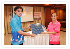 ภาพ..โครงการพัฒนาการมีส่วนร่วมของประชาชนในการส่งเสริมการท่องเที่ยวภายในจังหวัดสุพรรณบุรี อำเภอเมืองสุพรรณบุรี รุ่น ๖ เมื่อวันที่ ๑๙ ธันวาคม ๒๕๕๕