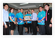 ภาพ..อวยพรเนื่องในเทศกาลปีใหม่แด่ผู้บริหารระดับสูงของจังหวัดสุพรรณบุรี  
