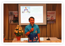 ภาพ..โครงการพัฒนาการมีส่วนร่วมของประชาชนในการส่งเสริมการท่องเที่ยว ภายในจังหวัดสุพรรณบุรี อำเภอสองพี่น้อง รุ่นที่ ๒ เมื่อวันที่ ๖ กุมภาพันธ์ ๒๕๕๖ ณ ศาลาการเปรียญวัดแค อ.เมือง จ.สุพรรณบุรี 