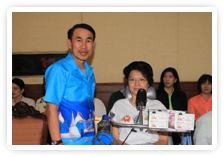 ภาพ..งานวันคนพิการสากลจังหวัดสุพรรณบุรี ประจำปี ๒๕๕๕ เมื่อวันที่ ๓๐ มกราคม ๒๕๕๖ ณ โรงแรมคุ้มสุพรรณบุรี  