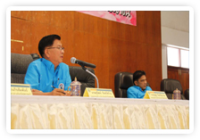 ภาพ..ประชุมชี้แจงข้อราชการแก่ข้าราชการและพนักงานของ อบจ.สุพรรณบุรี ประจำเดือนเมษายน ๒๕๕๖ ณ หอประชุม อบจ.สุพรรณบุรี
