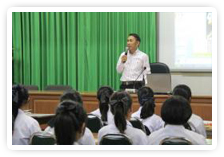 ภาพ..โครงการสร้างจิตสำนึกต่อสถาบันพระมหากษัตริย์ รุ่นที่ ๓ เมื่อวันที่ ๓ มิถุนายน ๒๕๕๖  ณ ห้องประชุมโรงเรียนสูงสุมารผดุงวิทย์  ตำบลโคกคราม อำเภอบางปลาม้า  