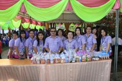 โครงการสืบสานประเพณีออกพรรษา ตักบาตรเทโวโรหณะวัดหัวเขา ประจำปี ๒๕๕๖ ท้องถิ่น ในวันที่ ๒๑ ตุลาคม ๒๕๕๖ ณ วัดหัวเขา ตำบลหัวเขา อำเภอเดิมบางนางบวช 