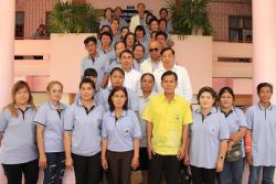 ภาพ...ตรวจเยี่ยมกลุ่มอาสาสมัครสาธารณสุขประจำหมู่บ้าน อำเภอเดิมบางนางบวช เมื่อวันที่ ๖ พฤศจิกายน ๒๕๕๖ ณ โรงพยาบาลส่งเสริมสุขภาพตำบลนางบวช