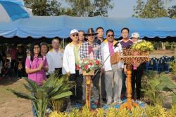 พิธีเปิดการแข่งขันกีฬาวอลเลย์บอลตำบลหนองสาหร่าย ปีงบประมาณ ๒๕๕๗ ครั้งที่ ๑  เมื่อวันที่ ๗ ธันวาคม ๒๕๕๖ ณ วัดห้วยม้าลอย ตำบลหนองสาหร่าย อำเภอดอนเจดีย์
