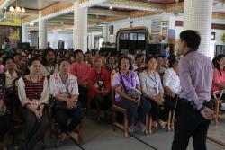 ภาพ...โครงการพัฒนาการมีส่วนร่วมของประชาชนในการส่งเสริมการท่องเที่ยวภายในจังหวัดสุพรรณบุรี รุ่นที่ ๙ อำเภอสามชุก  เมื่อวันที่ ๗ กุมภาพันธ์ ๒๕๕๗ ณ ศาลาการเปรียญวัดบ้านสูตร 