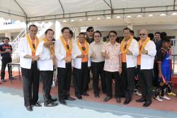 ภาพ..โครงการแข่งขันกีฬาฟุตบอลเยาวชนระดับประถมศึกษา จังหวัดสุพรรณบุรี   “ชิงแชมป์จูเนียร์ลีกคัพ” ครั้งที่ ๑ ประจำปี ๒๕๕๗ เมื่อวันที่ ๒๘ เมษายน ๒๕๕๗ ณ สนามหญ้าเทียมโรงเรียนกีฬาจังหวัดสุพรรณบุรี 