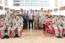 ภาพ..โครงการพัฒนาศักยภาพอาสาสมัคร และมูลนิธิ (ประชุมประชาคม อปพร.สัญจร ระดับจังหวัด) เมื่อวันที่ ๑ พฤษภาคม ๒๕๕๗ ณ หอประชุมอำเภอบางปลาม้า