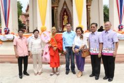 ภาพ..พิธีอุปสมบทนายศุภณัฐ  มีสมศักดิ์ บุตรชายนายปรีชา  มีสมศักดิ์ ปลัด อบจ.สุพรรณบุรี เมื่อวันที่ ๑๐ มิถุนายน ๒๕๕๗ ณ วัดสำปะซิว อำเภอเมืองสุพรรณบุรี