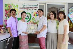 ภาพ..งานทำบุญเลี้ยงพระเนื่องในโอกาสครบรอบวันก่อนตั้ง ๑๙ ปี สวท.สุพรรณบุรี  เมื่อวันที่ ๑๓ กันยายน ๒๕๕๗ ณ บริเวณอาคารสำนักงาน สวท.สุพรรณบุรี อำเภอเมืองสุพรรณบุรี