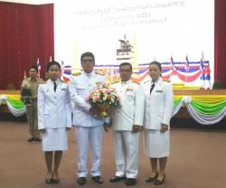 งานรัฐพิธี “วันพ่อขุนรามคำแหงมหาราช” ประจำปี ๒๕๕๘ เมื่อวันที่ ๑๗ มกราคม ๒๕๕๘ ณ หอประชุมอาชาสีหมอก ศาลากลางจังหวัดสุพรรณบุรี