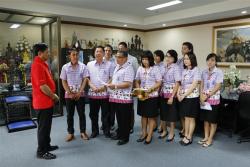 องค์การบริหารส่วนจังหวัดสุพรรณบุรี มอบเงินบิงโกย้อนยุคให้แก่กาชาดจังหวัดสุพรรณบุรี  เมื่อวันที่ ๑๘ กุมภาพันธ์ ๒๕๕๘ ณ ห้องปฏิบัติงานผู้ว่าราชการจังหวัดสุพรรณบุรี 