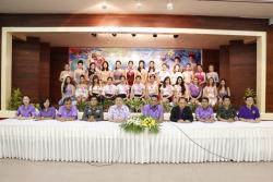 ภาพ..งานแถลงข่าว “เย็นทั่วหล้า มหาสงกรานต์ สุพรรณบุรี” และการจับหมายเลขผู้เข้าประกวดเทพีสงกรานต์ ประจำปี ๒๕๕๘  เมื่อวันที่ ๓ เมษายน ๒๕๕๘ ณ ห้องไพลิน โรงแรมพชร อำเภอเมืองสุพรรณบุรี