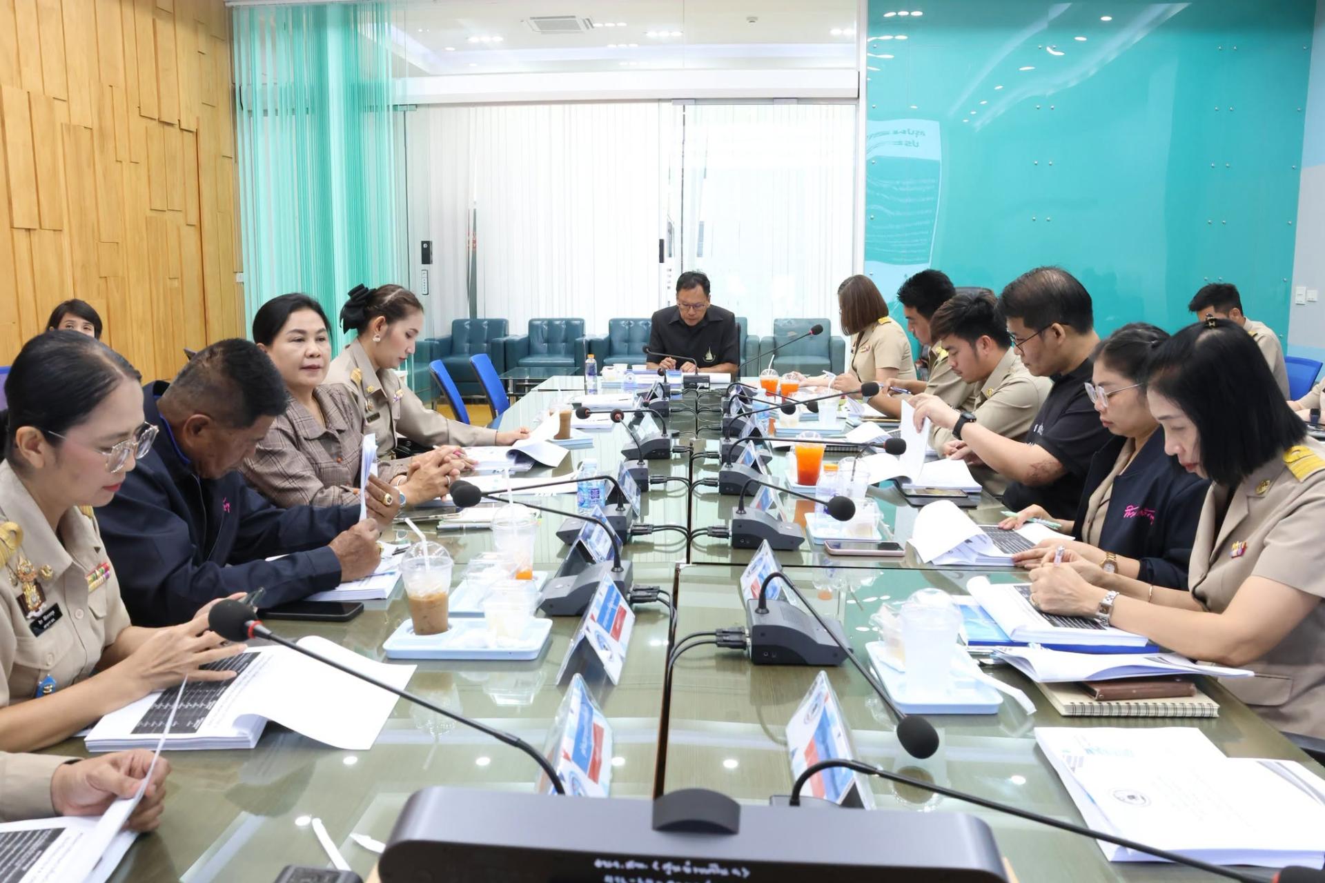 องค์การบริหารส่วนจังหวัดสุพรรณบุรี จัดการประชุมคณะกรรมการติดตามและประเมินผลแผนพัฒนาองค์การบริหารส่วนจังหวัดสุพรรณบุรี ครั้งที่ 2/2569 