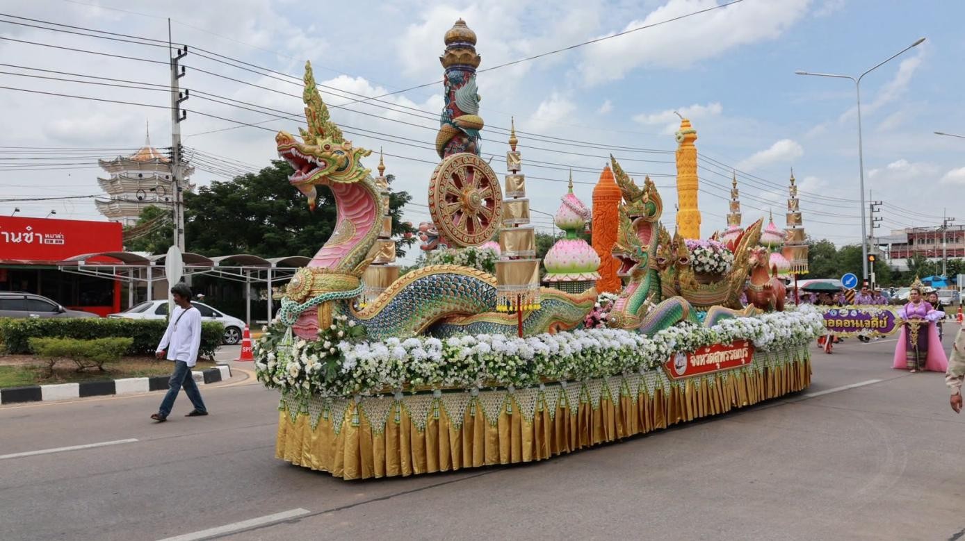 โครงการสืบสานศิลปะ วัฒนธรรมประเพณีและภูมิปัญญาท้องถิ่น  (กิจกรรมการจัดงานประเพณีแห่เทียนพรรษาจังหวัดสุพรรณบุรี ประจำปี ๒๕๖๙)